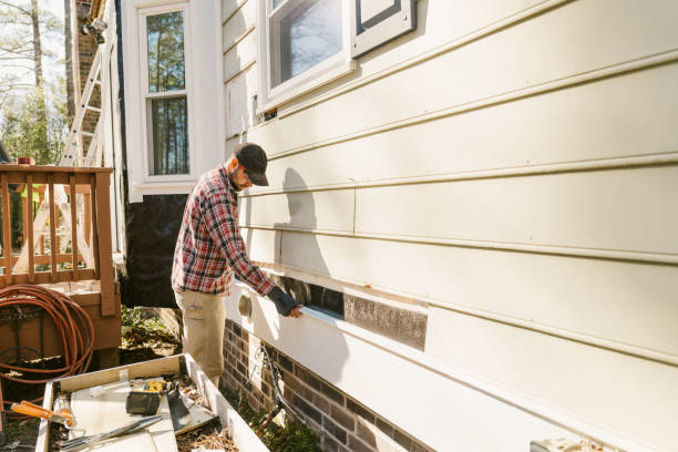 Trusted Emergency Siding Repair service in Swanton, OH - Creative Siding